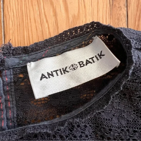 Antik Batik Womens Gelly Tee Dark Gray Lace Detail Rainbow Stripe Flowy Boho XS - Picture 4 of 9